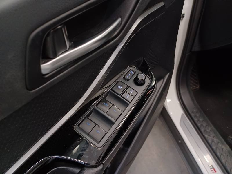 Toyota C-HR - Photo 27