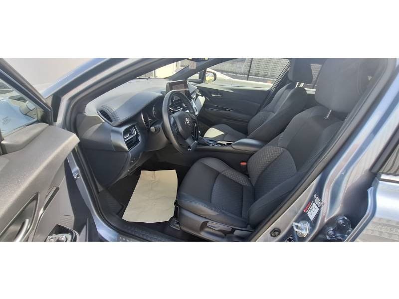 Toyota C-HR - Photo 11