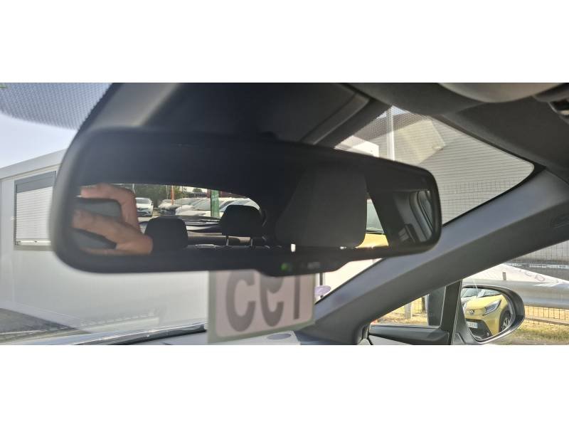 Toyota C-HR - Photo 24