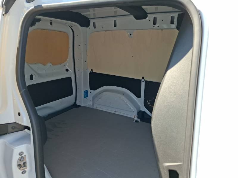 Nissan Townstar - Photo 24