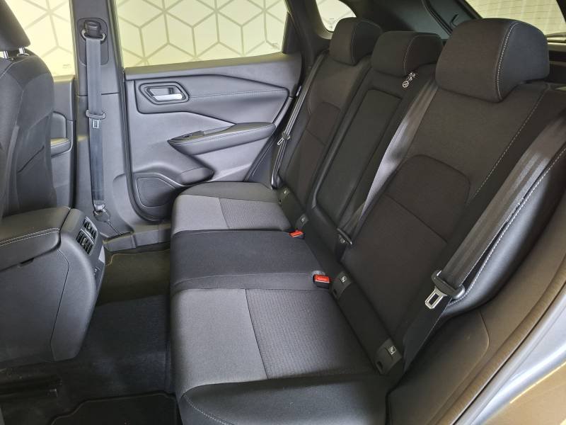 Nissan Qashqai - Photo 18