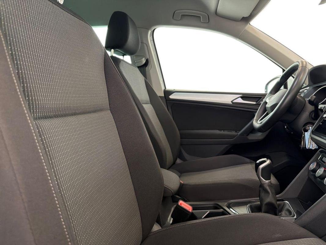 Volkswagen Tiguan - Photo 13