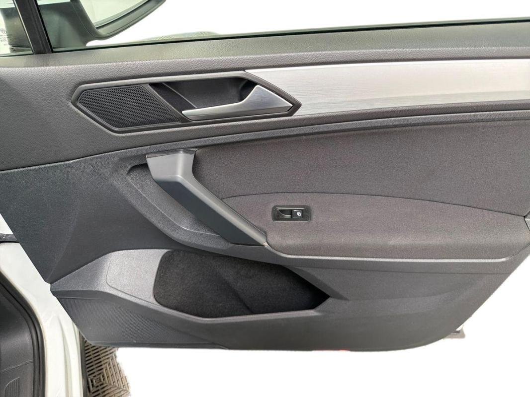 Volkswagen Tiguan - Photo 15