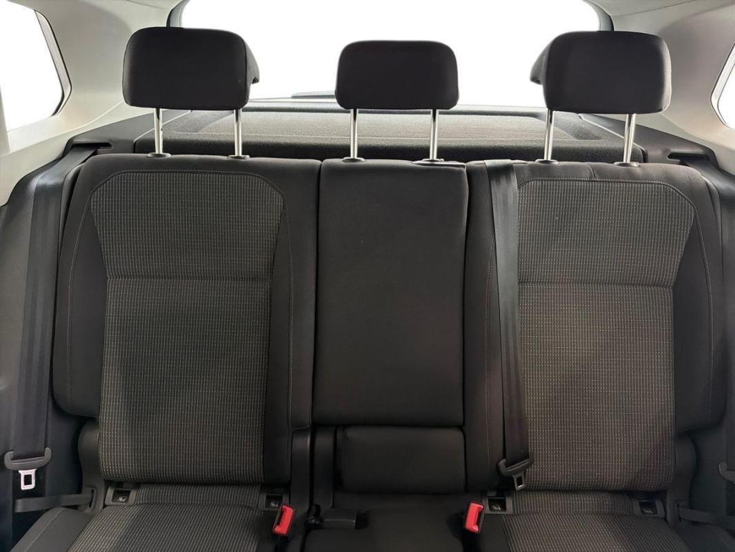 Volkswagen Tiguan - Photo 22