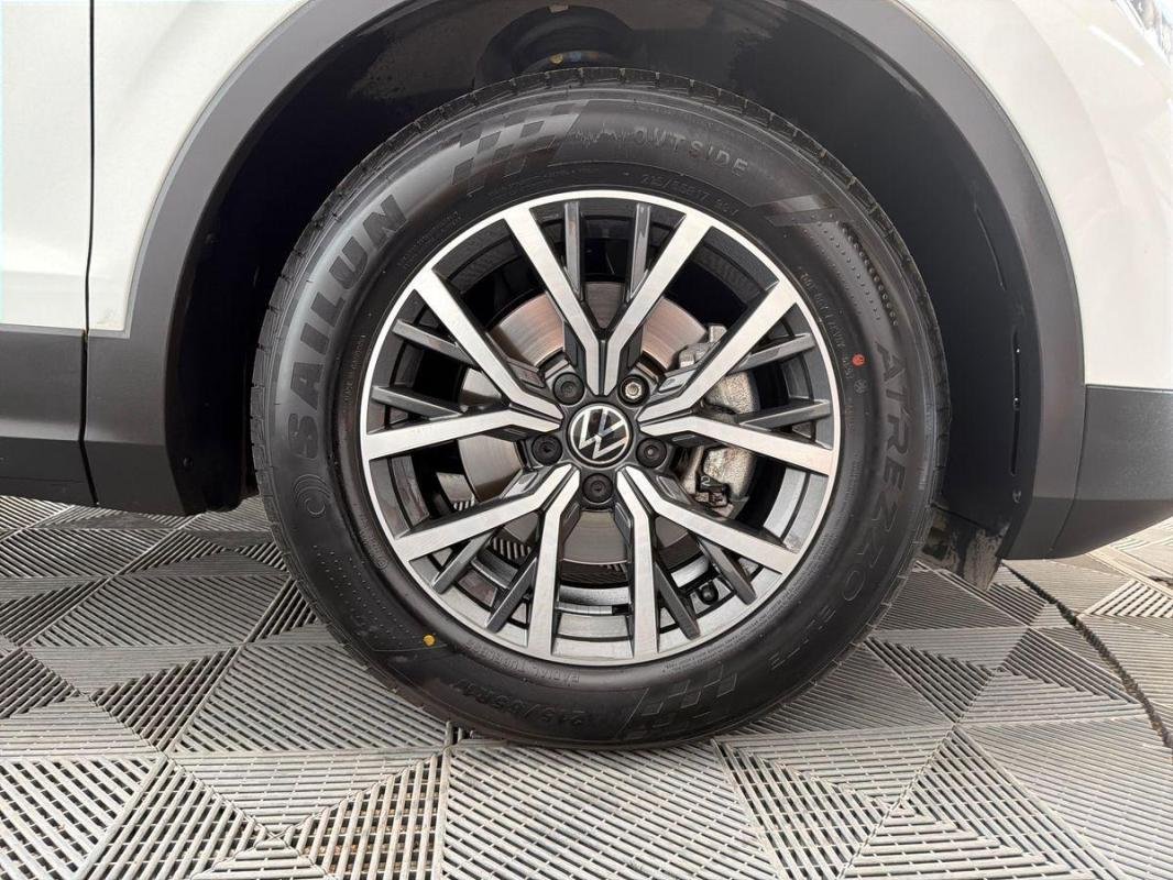 Volkswagen Tiguan - Photo 29