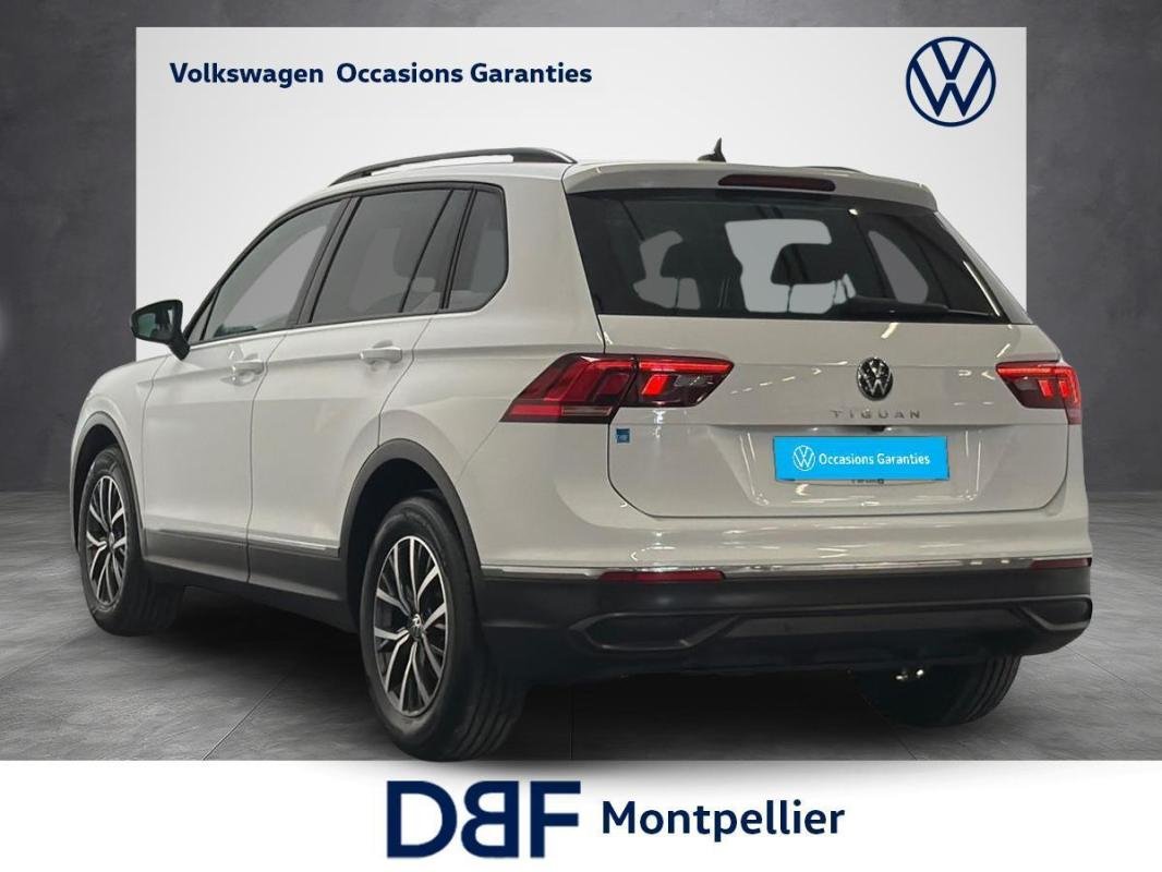 Volkswagen Tiguan - Photo 3