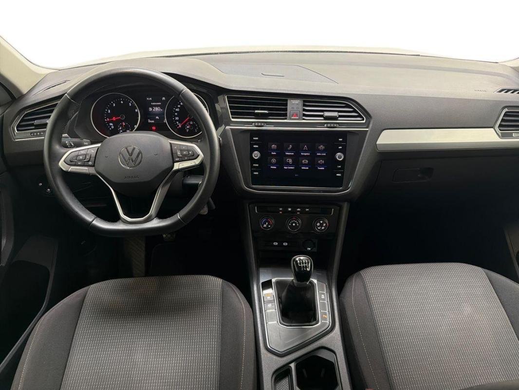 Volkswagen Tiguan - Photo 8