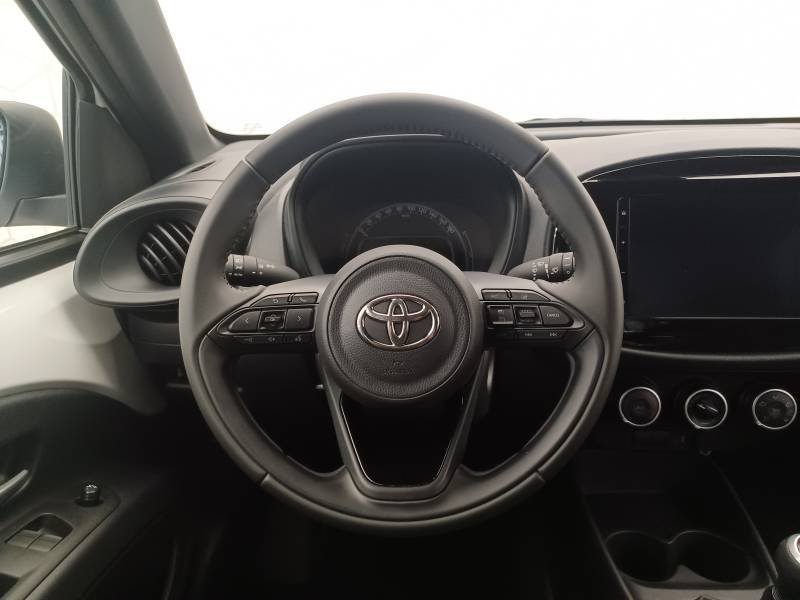 Toyota aygo x - Photo 13