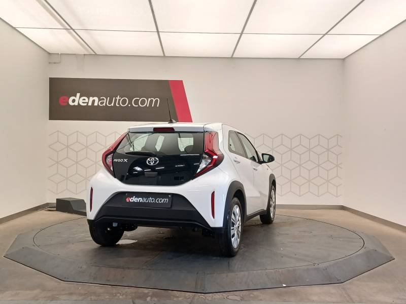 Toyota aygo x - Photo 2