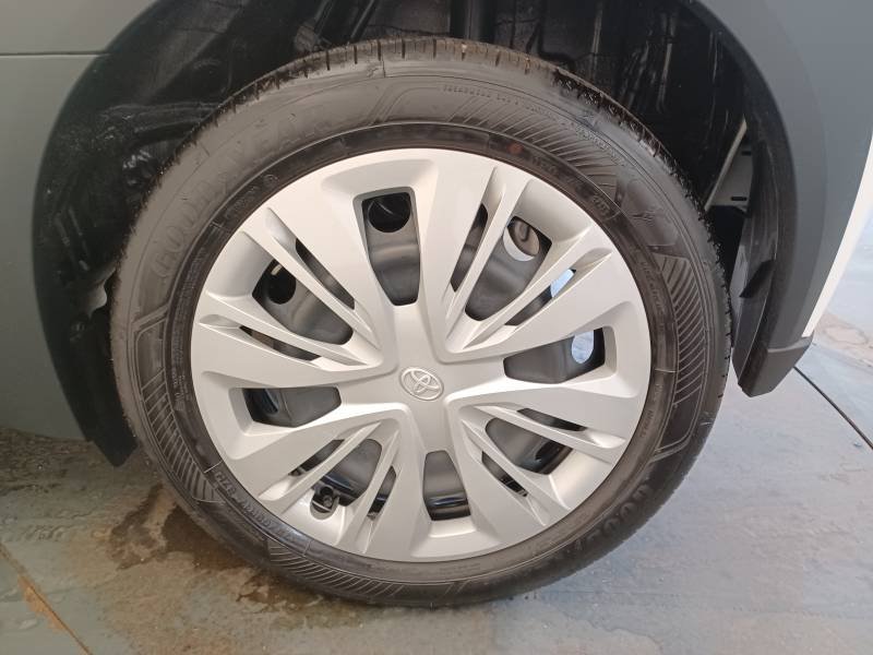 Toyota aygo x - Photo 8