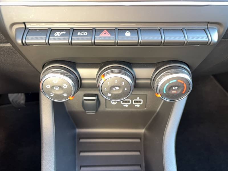 Renault Clio - Photo 24