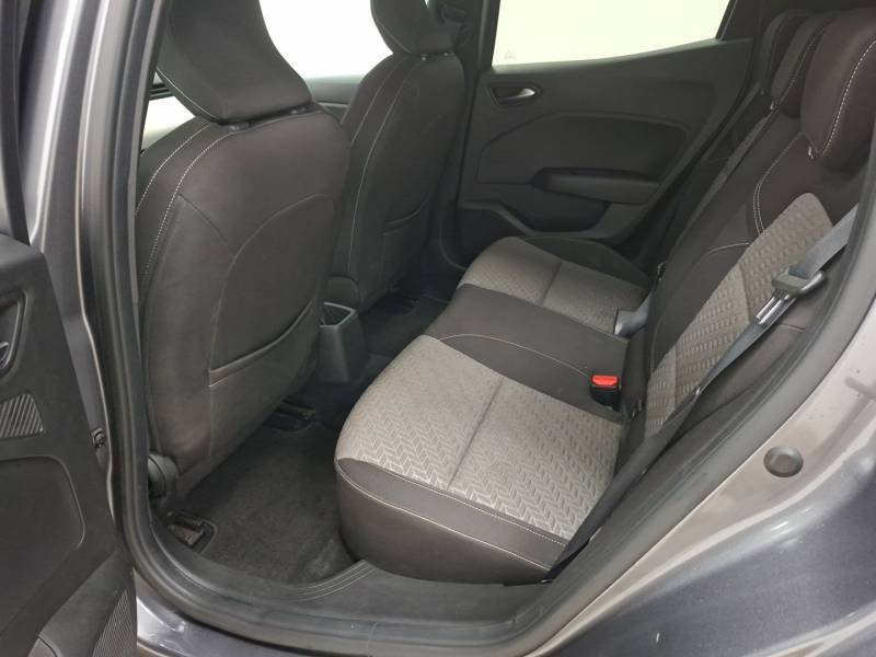 Renault Clio - Photo 24