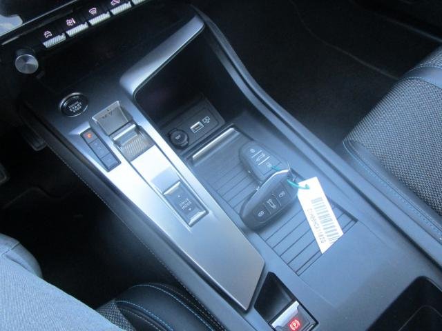Peugeot 308 - Photo 12