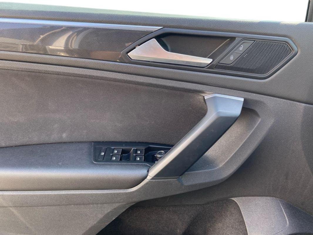 Volkswagen Tiguan - Photo 15
