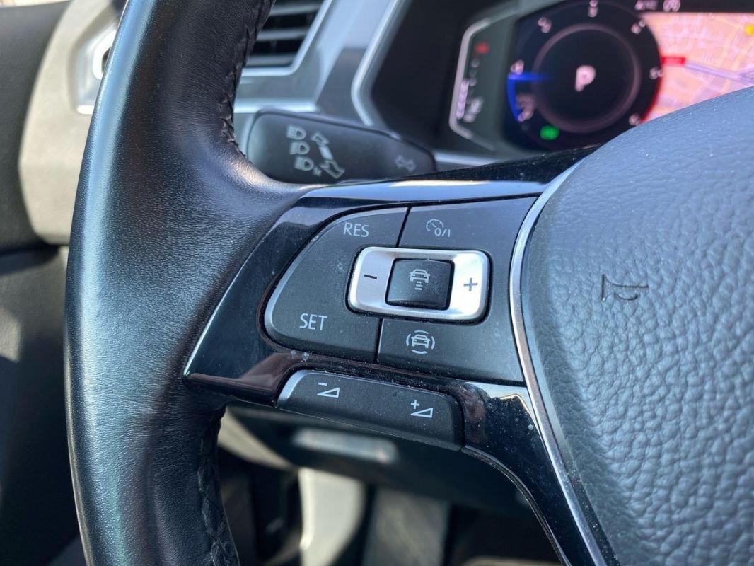 Volkswagen Tiguan - Photo 21