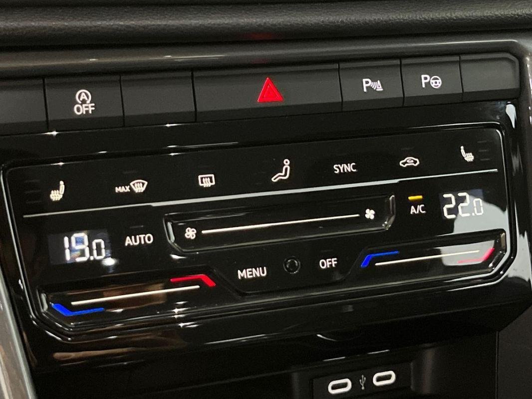 Volkswagen T-Roc - Photo 19