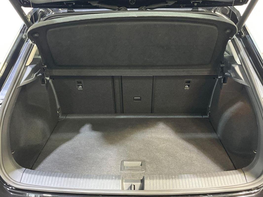 Volkswagen T-Roc - Photo 31