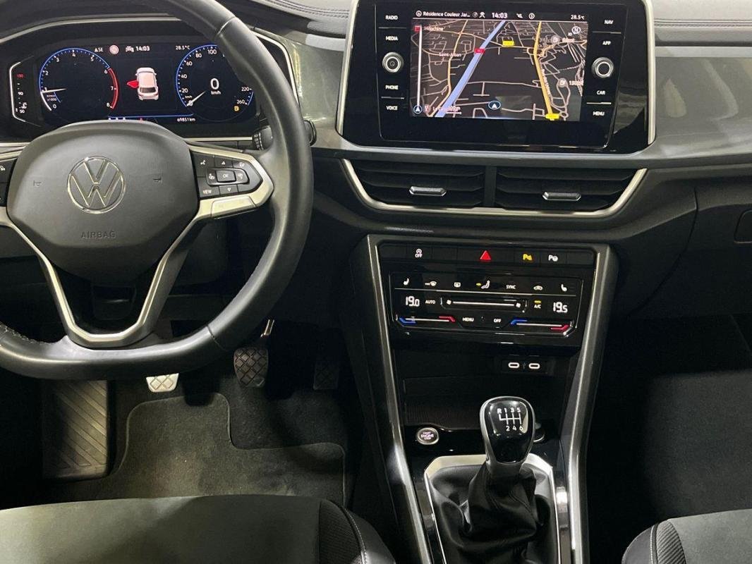 Volkswagen T-Roc - Photo 10