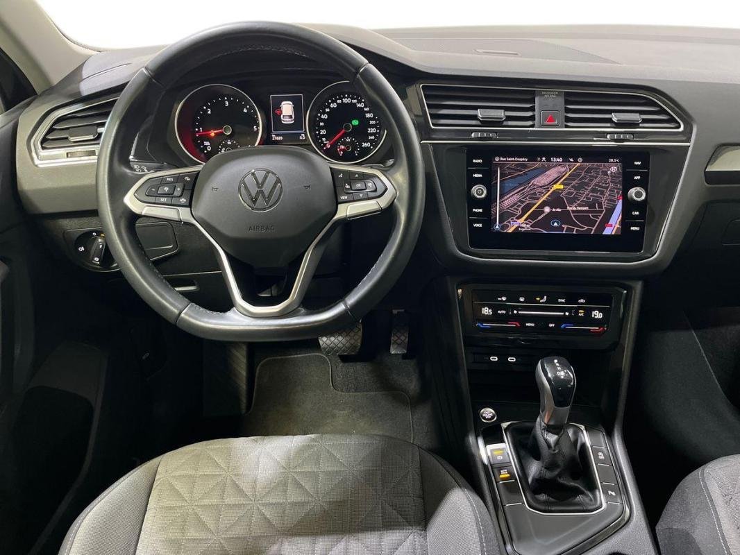 Volkswagen Tiguan - Photo 24
