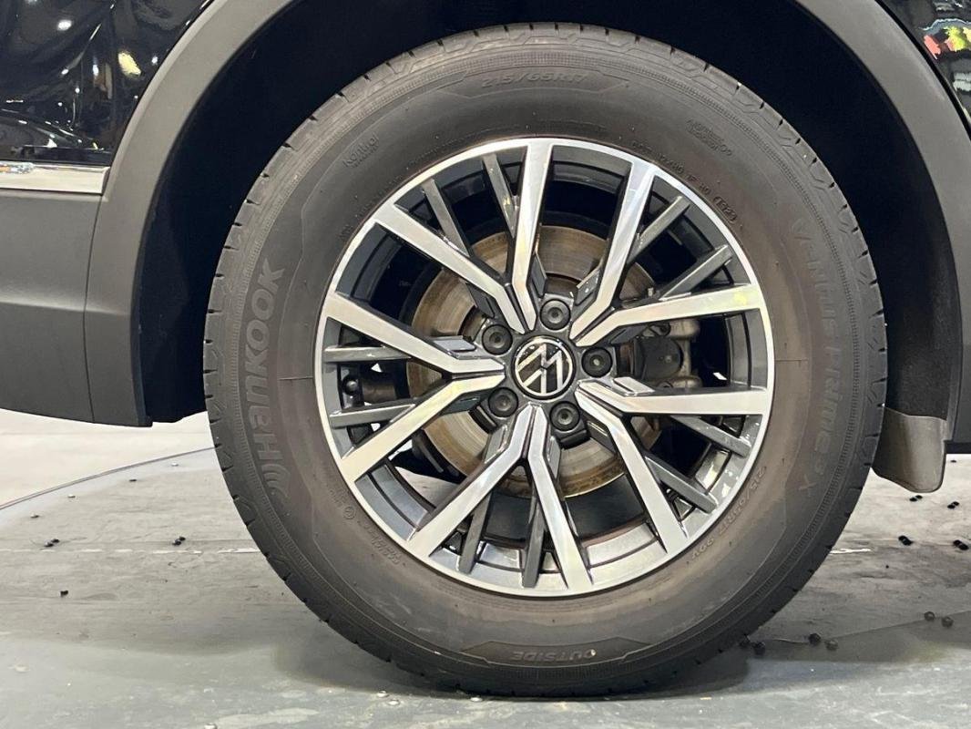 Volkswagen Tiguan - Photo 28
