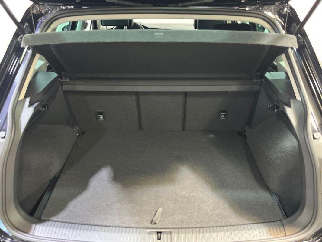 Volkswagen Tiguan - Photo 31