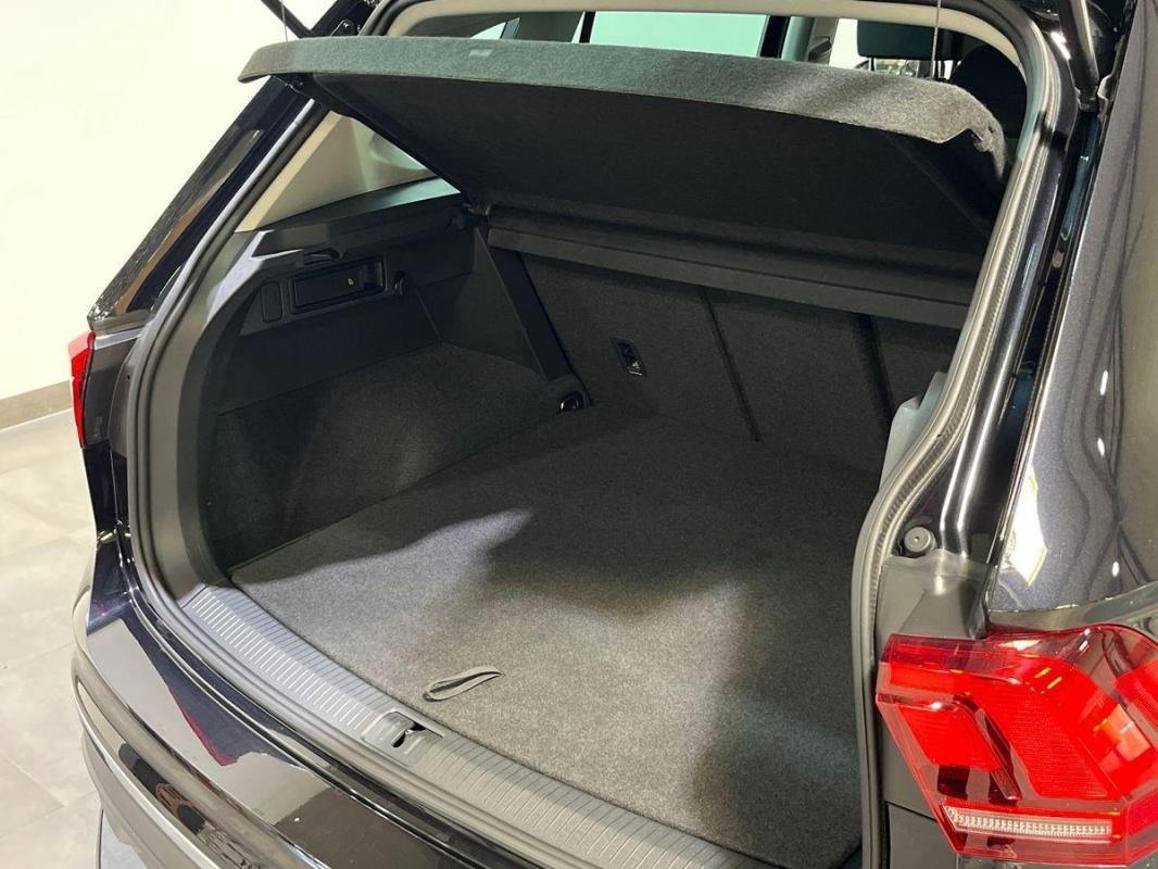 Volkswagen Tiguan - Photo 32