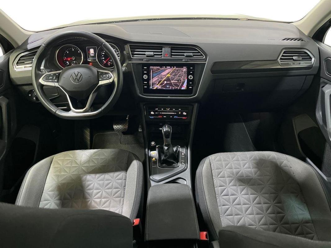 Volkswagen Tiguan - Photo 8
