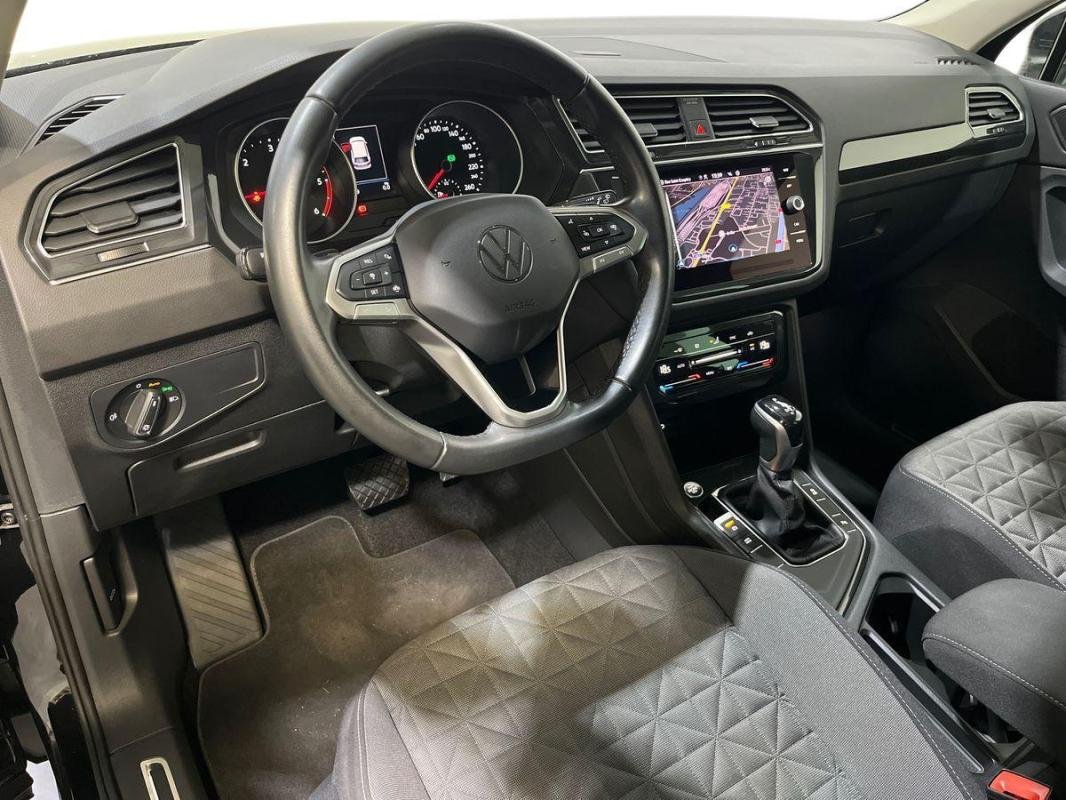 Volkswagen Tiguan - Photo 9