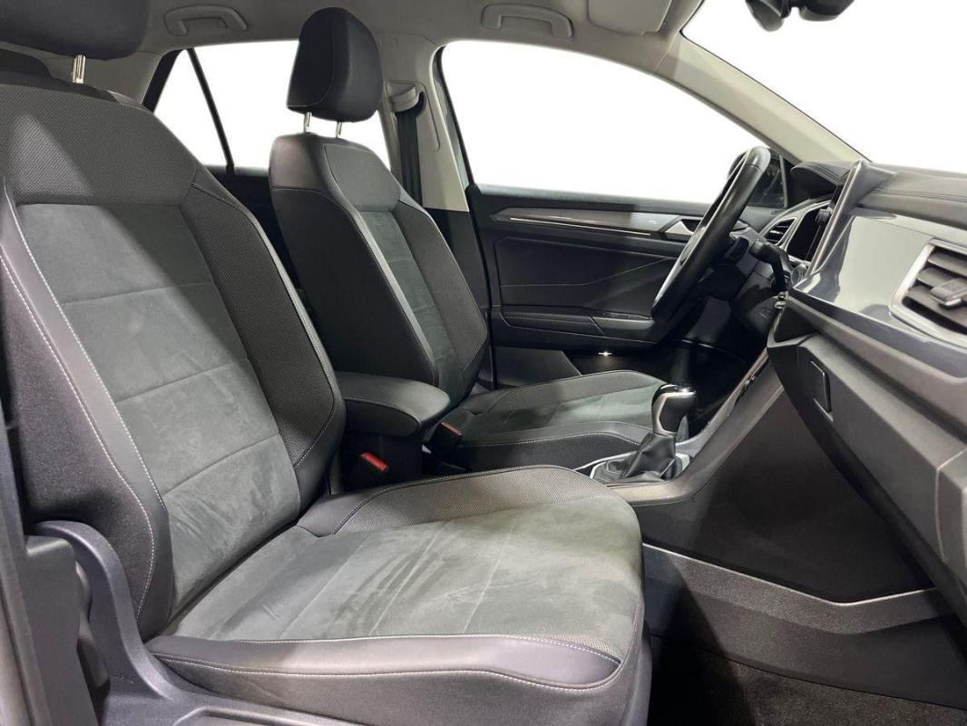 Volkswagen T-Roc - Photo 13