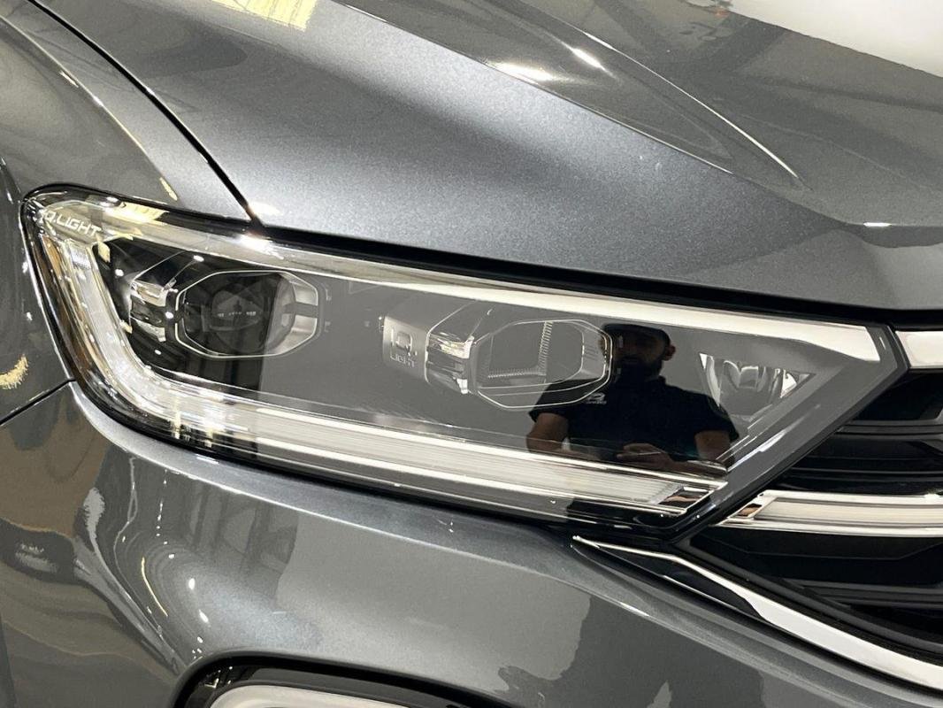 Volkswagen T-Roc - Photo 25