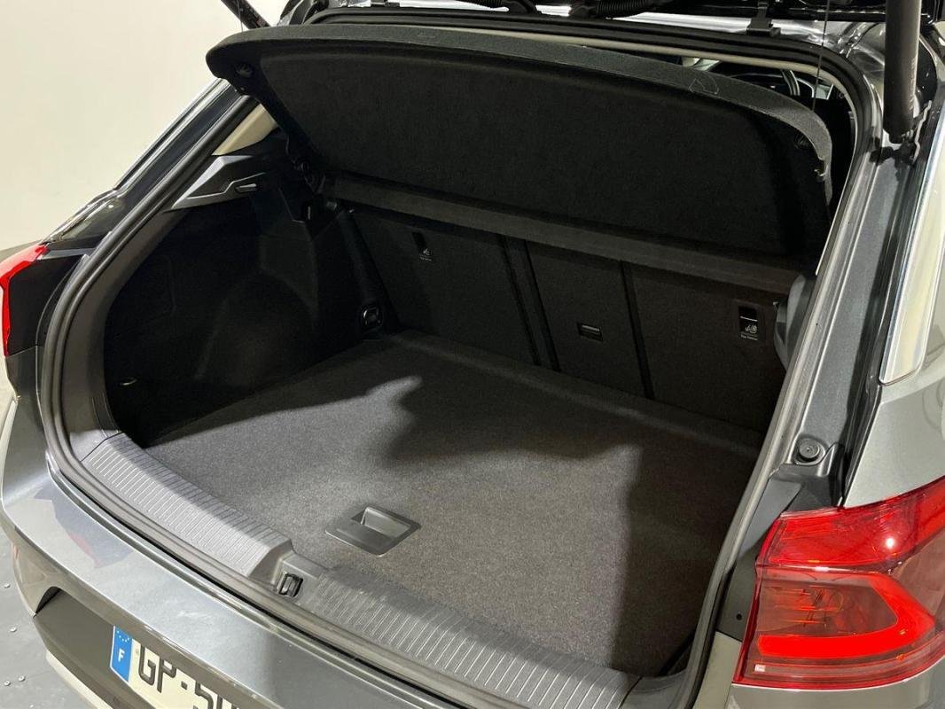 Volkswagen T-Roc - Photo 32