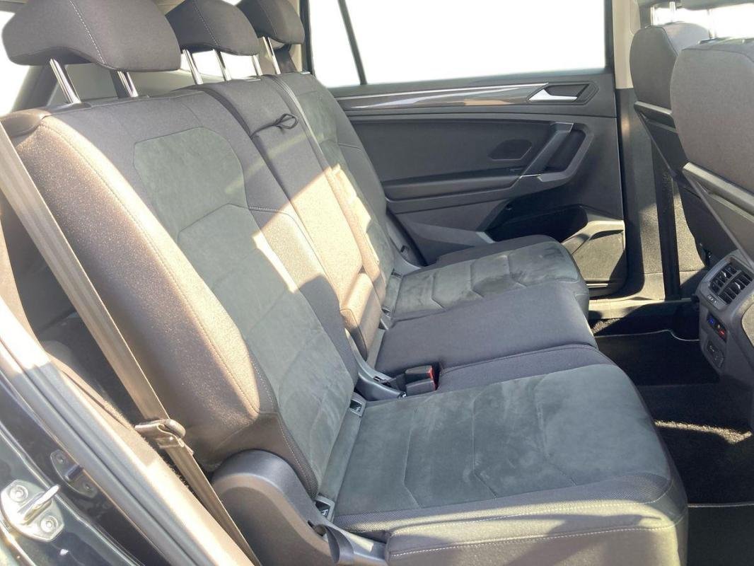 Volkswagen Tiguan Allspace - Photo 23