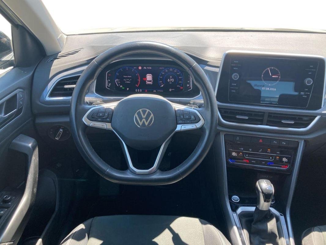 Volkswagen T-Roc - Photo 24