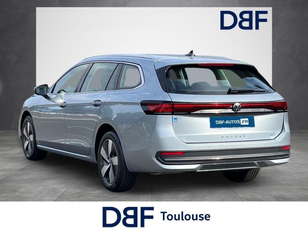 Volkswagen Passat - Photo 3