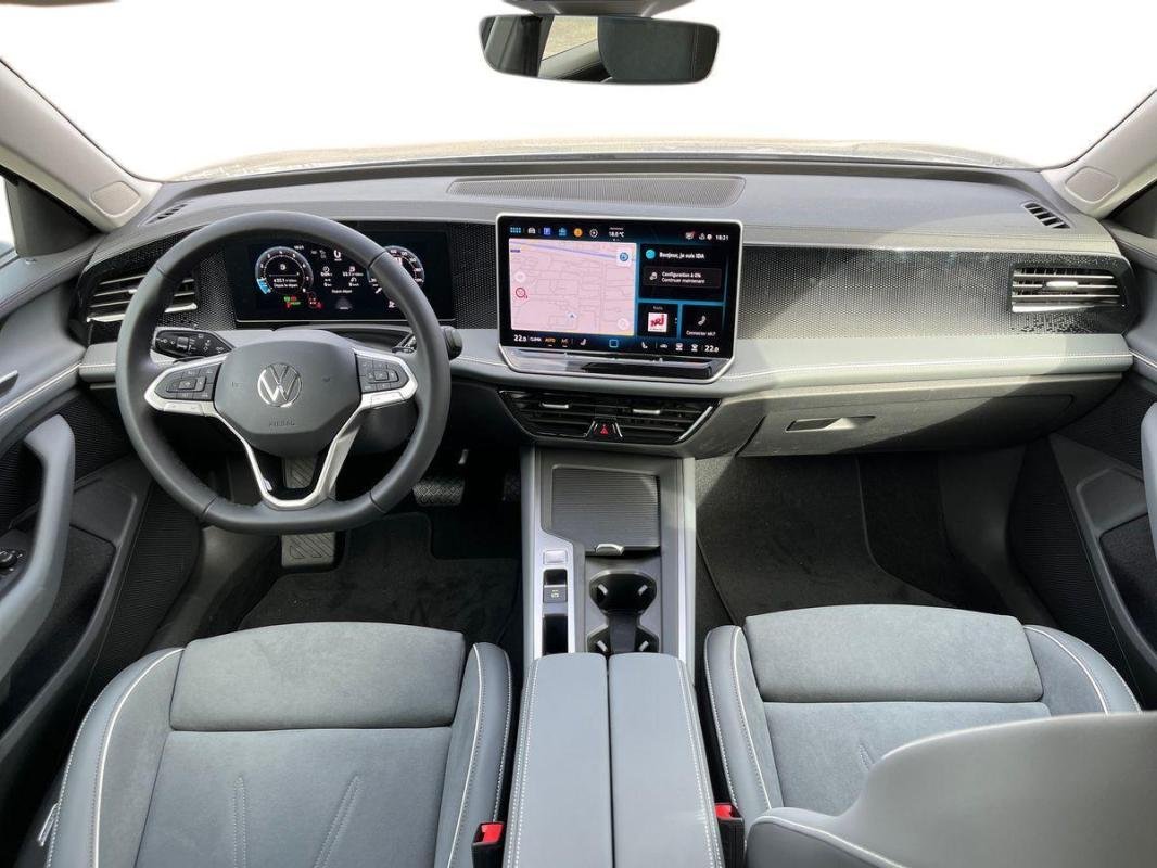 Volkswagen Passat - Photo 8