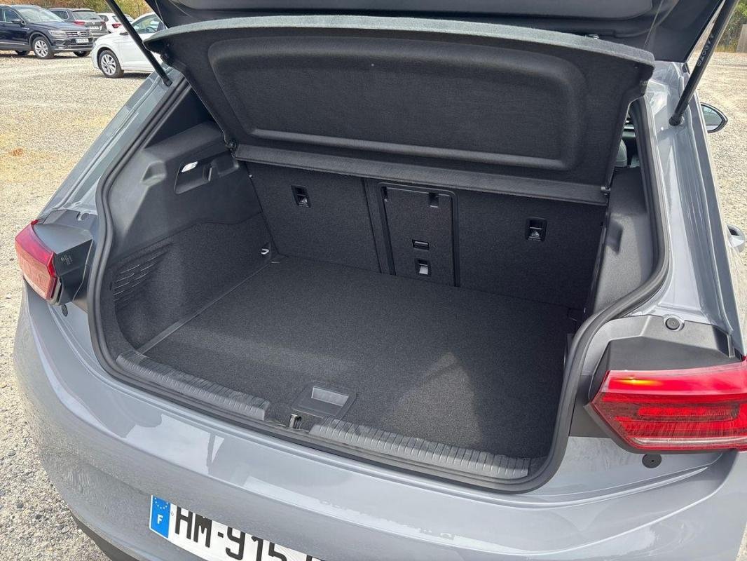 Volkswagen Polo - Photo 32
