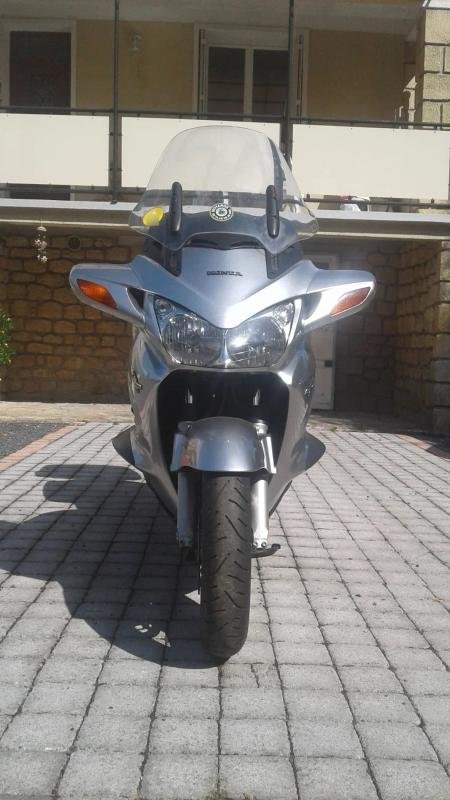 Honda ST - Photo 4