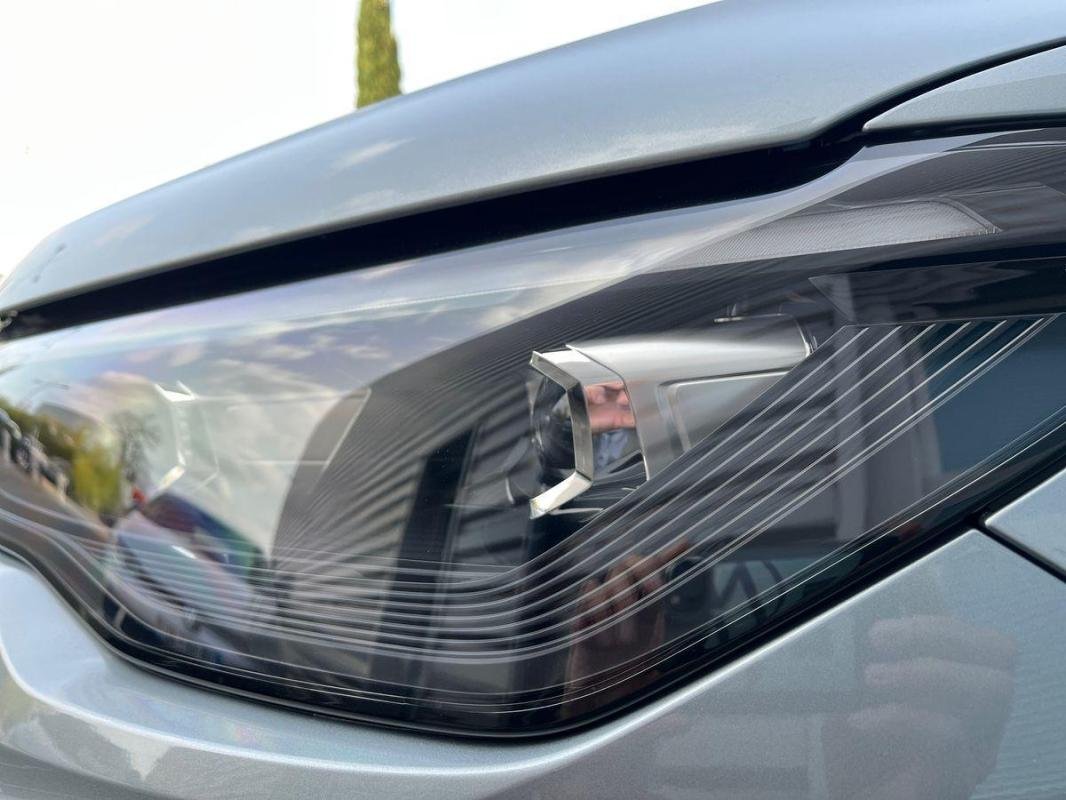 Volkswagen Tiguan - Photo 12