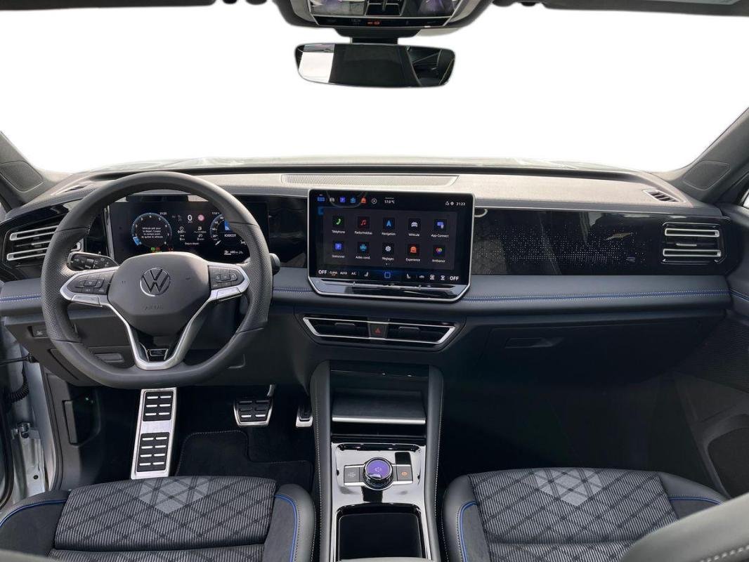 Volkswagen Tiguan - Photo 25