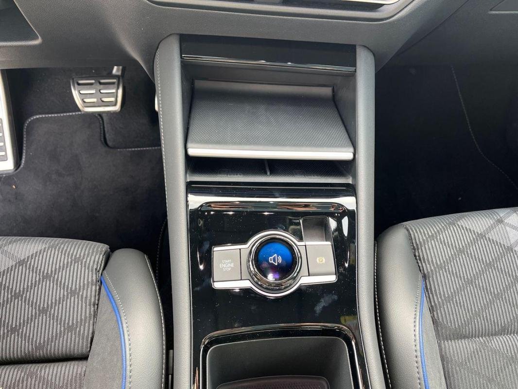 Volkswagen Tiguan - Photo 27