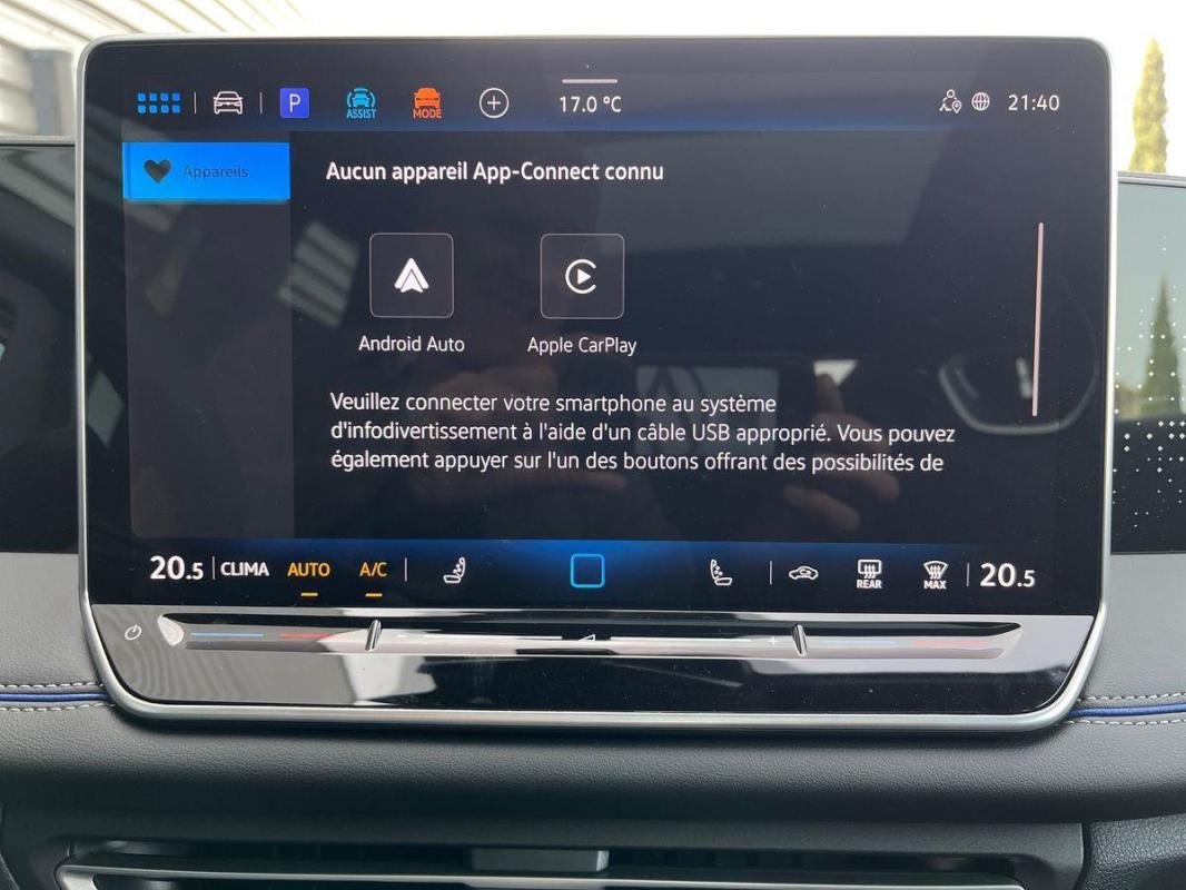 Volkswagen Tiguan - Photo 3
