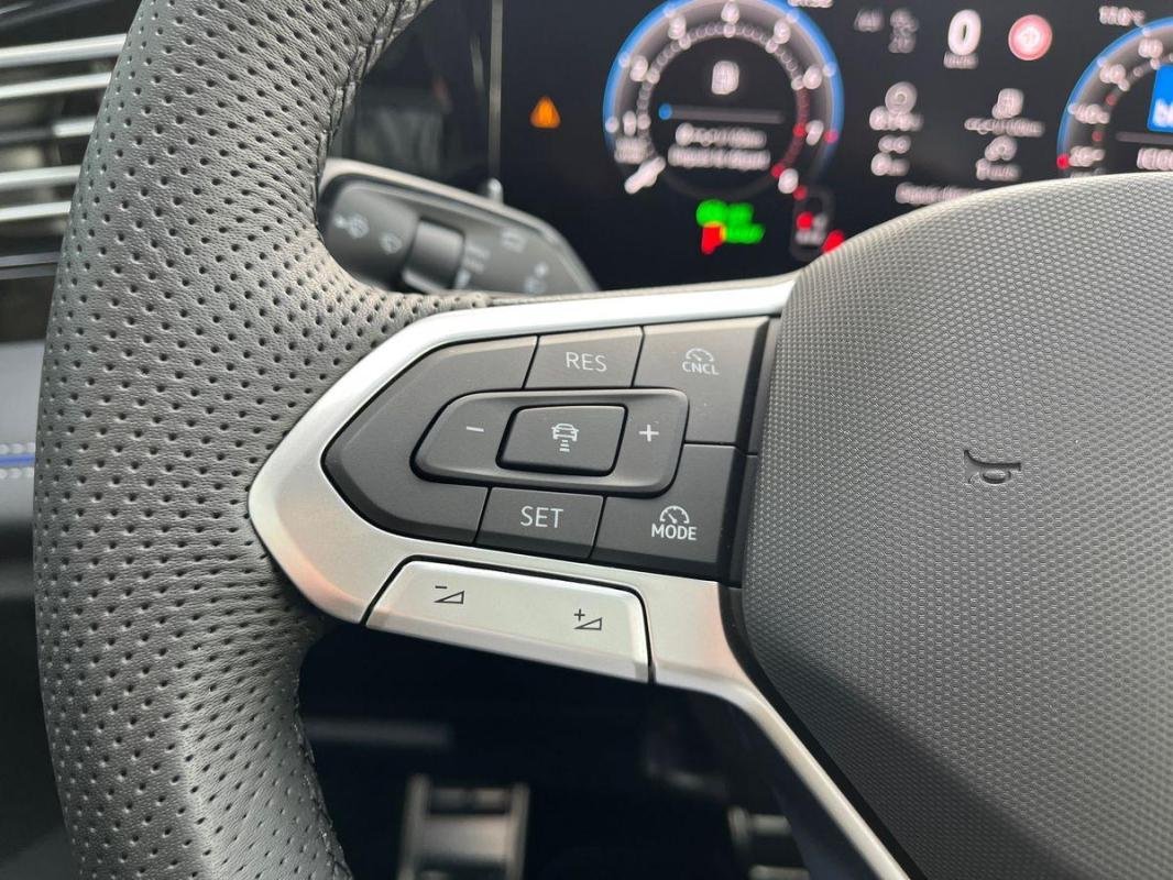 Volkswagen Tiguan - Photo 7
