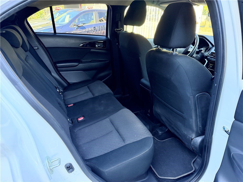 Mitsubishi Eclipse Cross - Photo 13