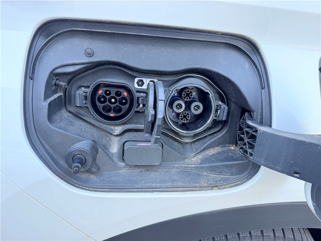 Mitsubishi Eclipse Cross - Photo 16