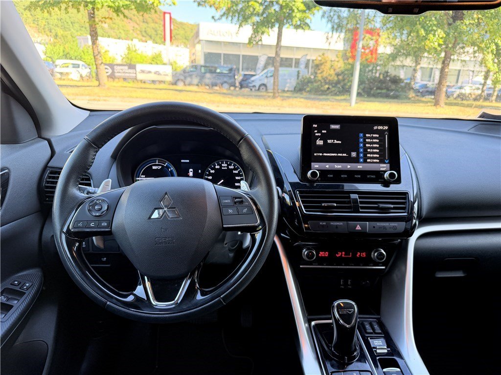 Mitsubishi Eclipse Cross - Photo 9