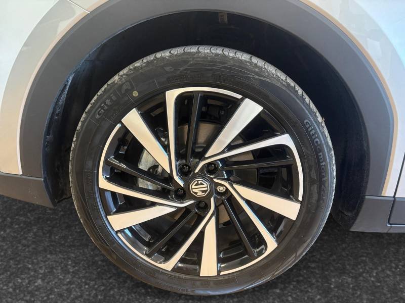 MG ZS - Photo 15