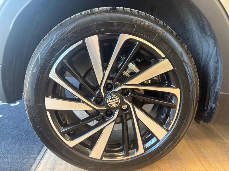 MG ZS - Photo 18