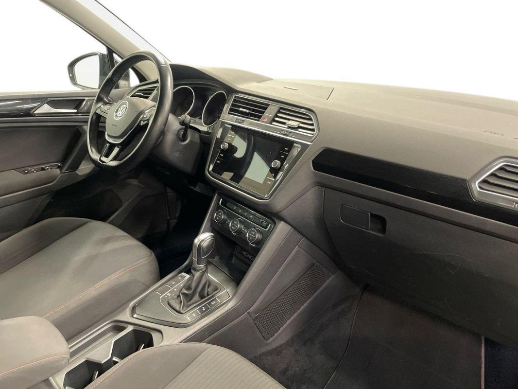 Volkswagen Tiguan - Photo 14