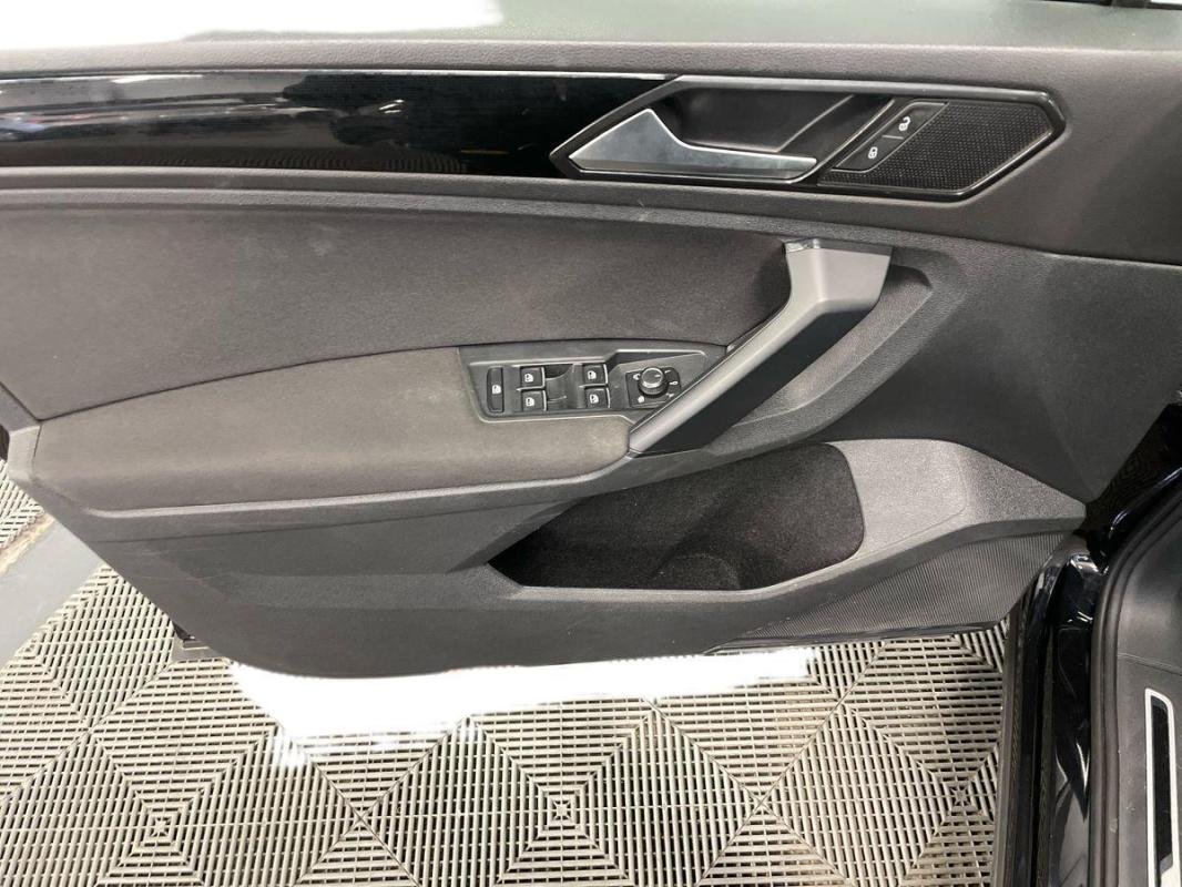 Volkswagen Tiguan - Photo 16