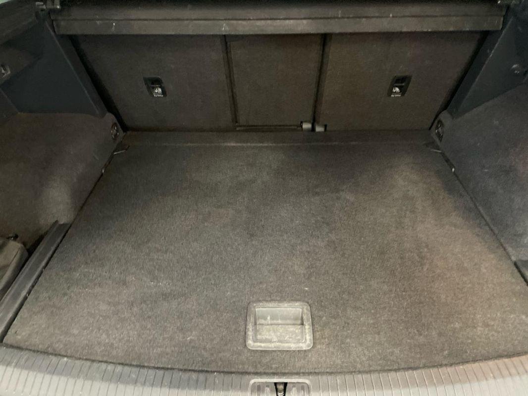 Volkswagen Tiguan - Photo 32
